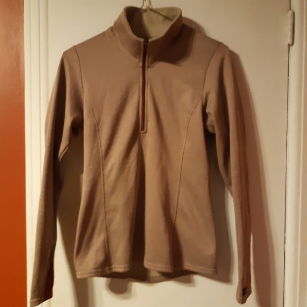 Kerrits brand set quarter zip and knit hat mathcing set high-end equestrian